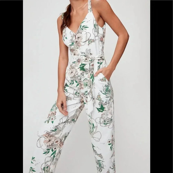 Little Moon Petunia Jumpsuit size 00 - Picture 5 of 16